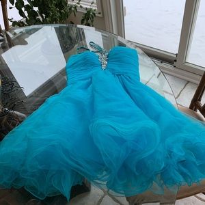 Ladies xs mini dress. Worn once for a prom